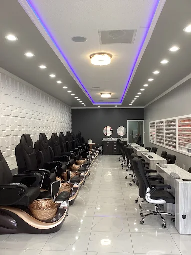 Citi Nails Braselton salon interior